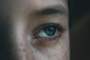 朝方に目が覚めるための効果的な睡眠改善法は？