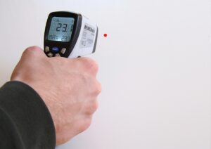 寝室の温度と湿度を快適に調整する方法は？