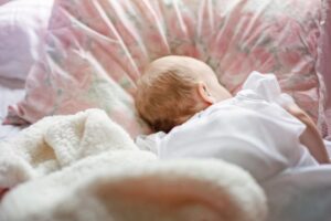 不眠症の人におすすめの昼寝の取り入れ方は？